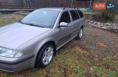 Универсал Skoda Octavia 2008 в Вижнице