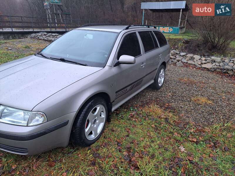 Універсал Skoda Octavia 2008 в Вижниці