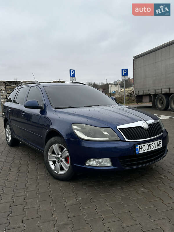 Универсал Skoda Octavia 2009 в Стрые