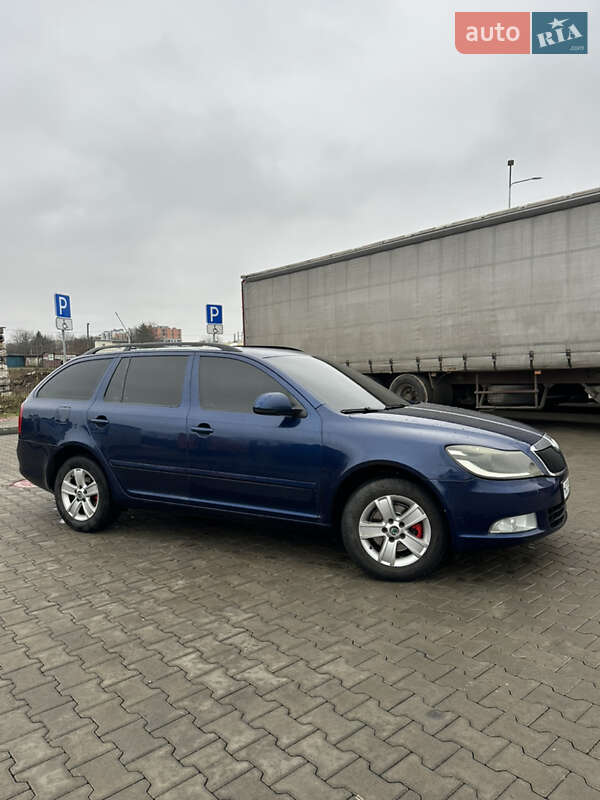 Универсал Skoda Octavia 2009 в Стрые