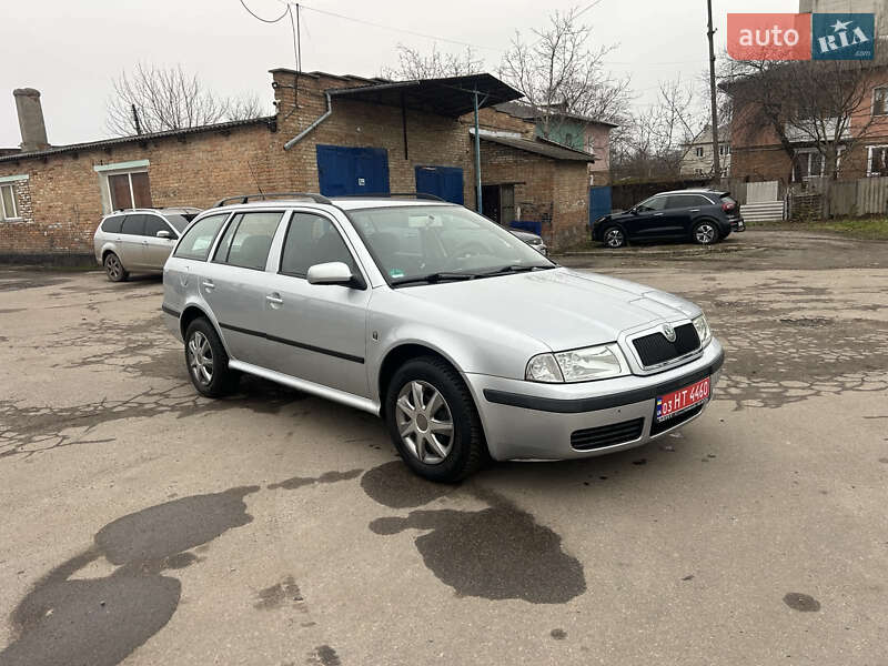 Універсал Skoda Octavia 2008 в Нововолинську