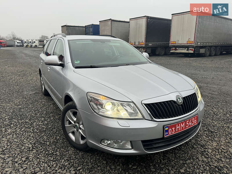 Универсал Skoda Octavia 2010 в Луцке