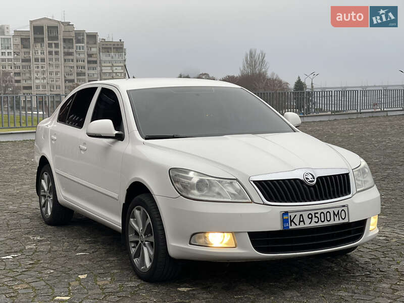 Лифтбек Skoda Octavia 2012 в Днепре