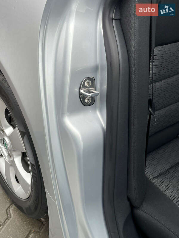 Универсал Skoda Octavia 2010 в Виннице