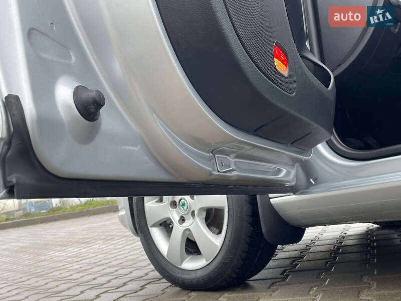 Универсал Skoda Octavia 2010 в Виннице