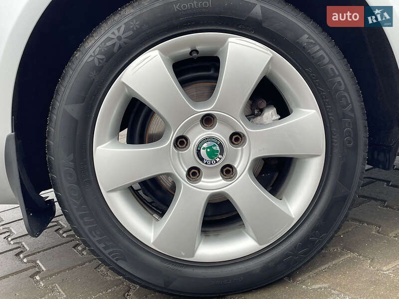 Универсал Skoda Octavia 2010 в Виннице