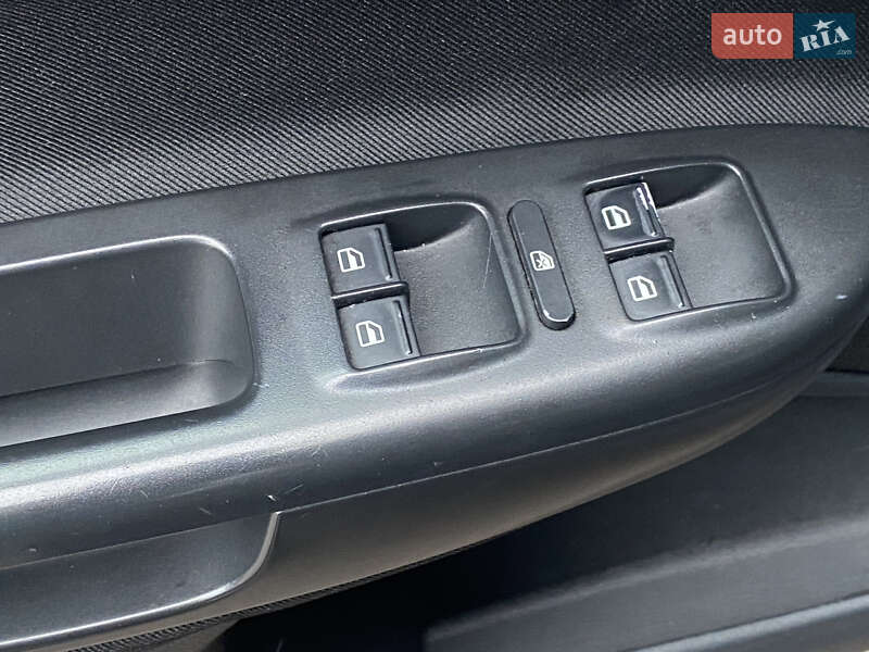 Універсал Skoda Octavia 2010 в Києві фото 39 Універсал Skoda Octavia 2010 в Києві