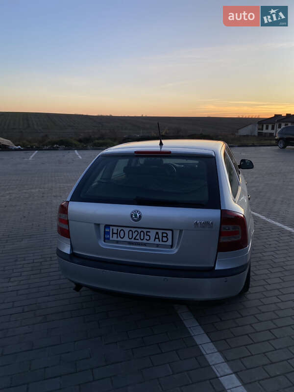 Універсал Skoda Octavia 2011 в Тернополі