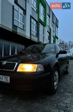 Лифтбек Skoda Octavia 2008 в Шептицькому