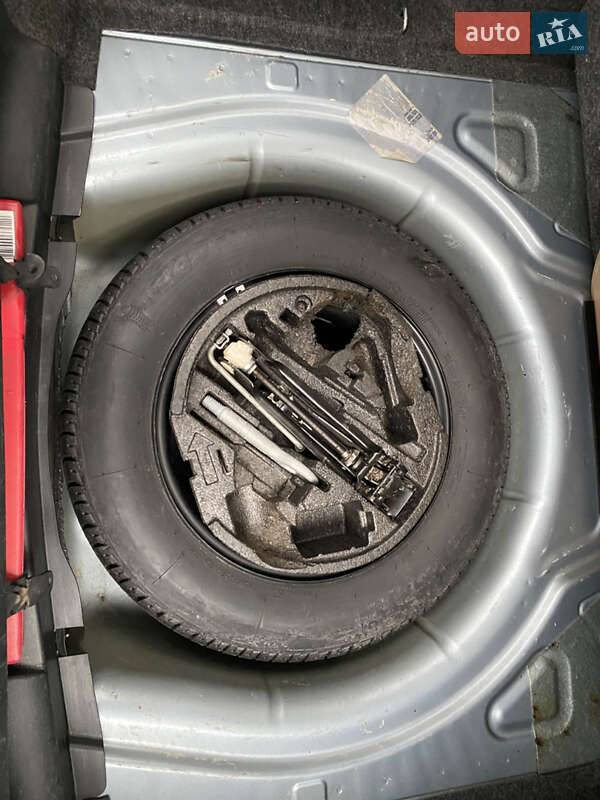 Лифтбек Skoda Octavia 2006 в Новояворовске