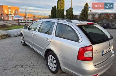 Универсал Skoda Octavia 2009 в Кропивницком