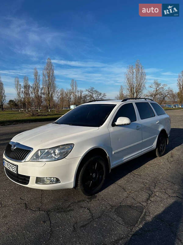 Универсал Skoda Octavia 2011 в Каменском