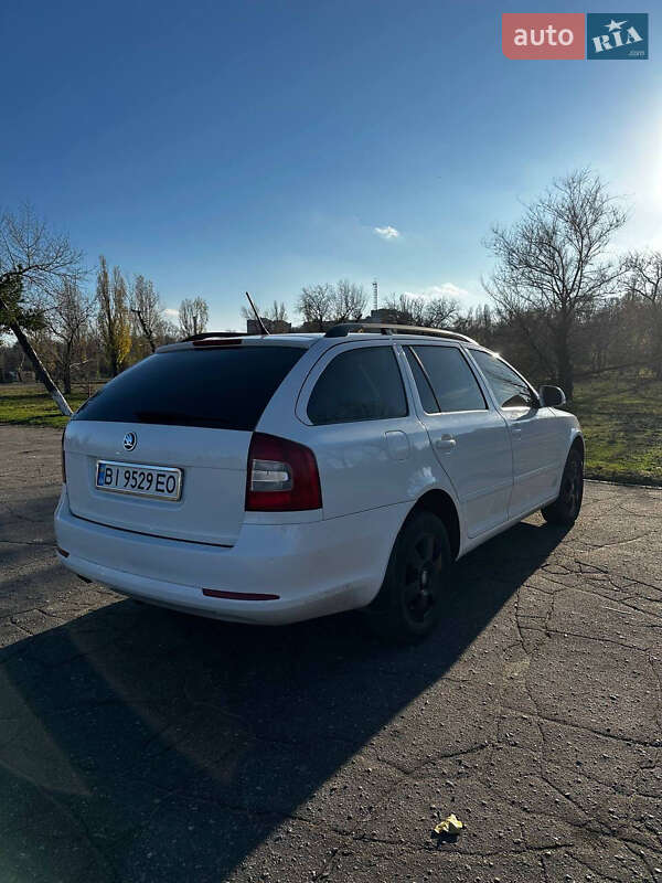 Универсал Skoda Octavia 2011 в Каменском