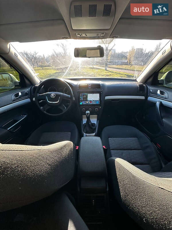 Универсал Skoda Octavia 2011 в Каменском