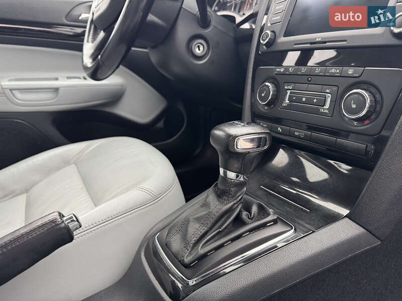 Ліфтбек Skoda Octavia 2010 в Києві