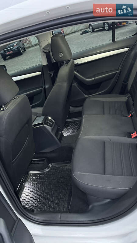 Универсал Skoda Octavia 2019 в Киеве