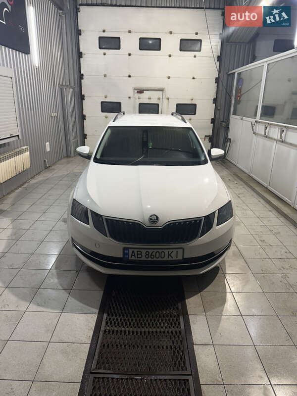 Универсал Skoda Octavia 2019 в Жмеринке