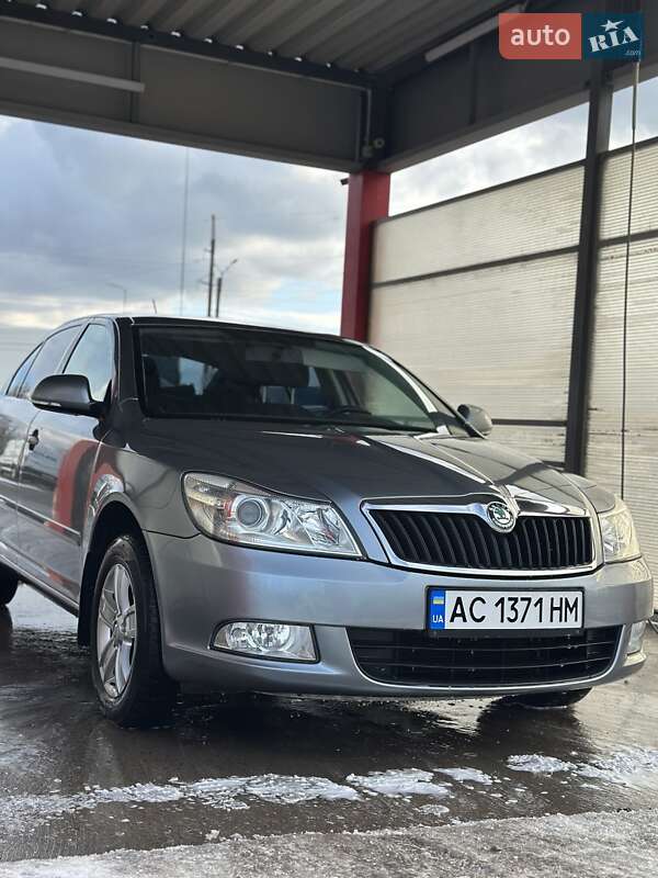 Лифтбек Skoda Octavia 2013 в Нововолынске