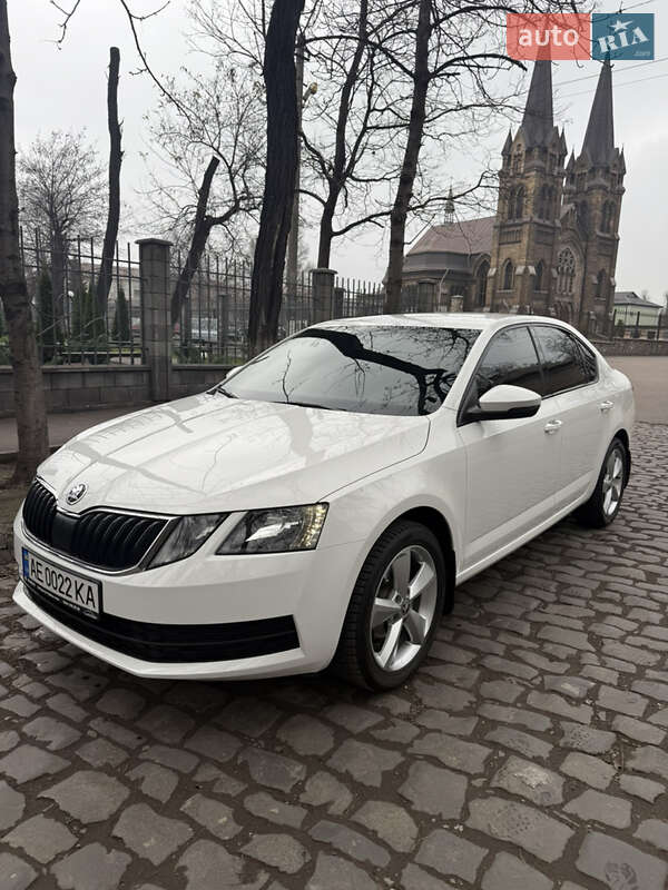 Лифтбек Skoda Octavia 2020 в Каменском фото Лифтбек Skoda Octavia 2020 в Каменском
