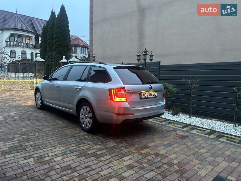 Універсал Skoda Octavia 2013 в Тячеві фото 4 Універсал Skoda Octavia 2013 в Тячеві