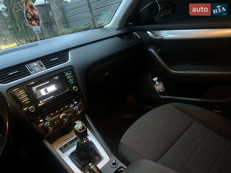 Універсал Skoda Octavia 2013 в Тячеві фото 16 Універсал Skoda Octavia 2013 в Тячеві