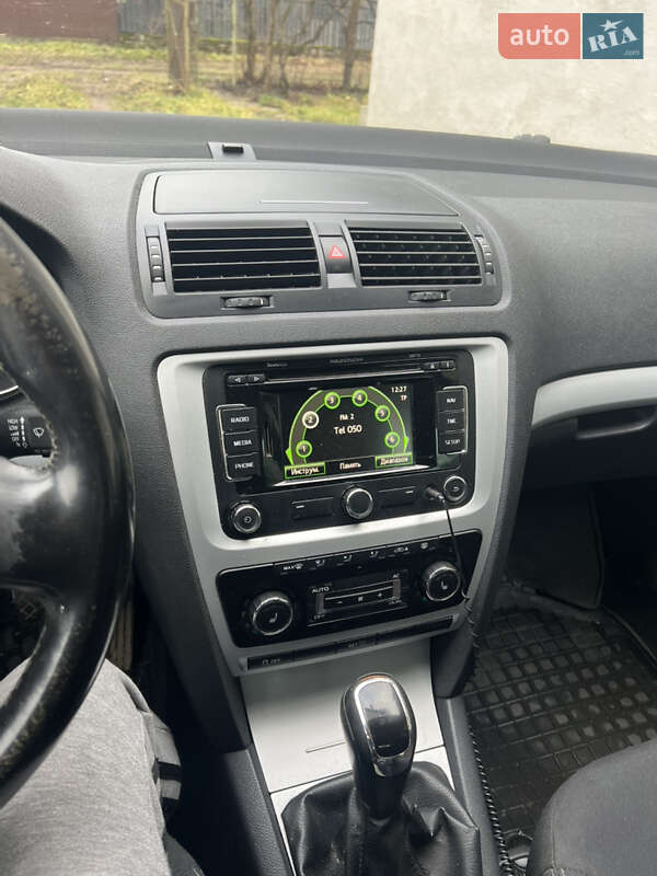 Універсал Skoda Octavia 2011 в Косові фото 26 Універсал Skoda Octavia 2011 в Косові