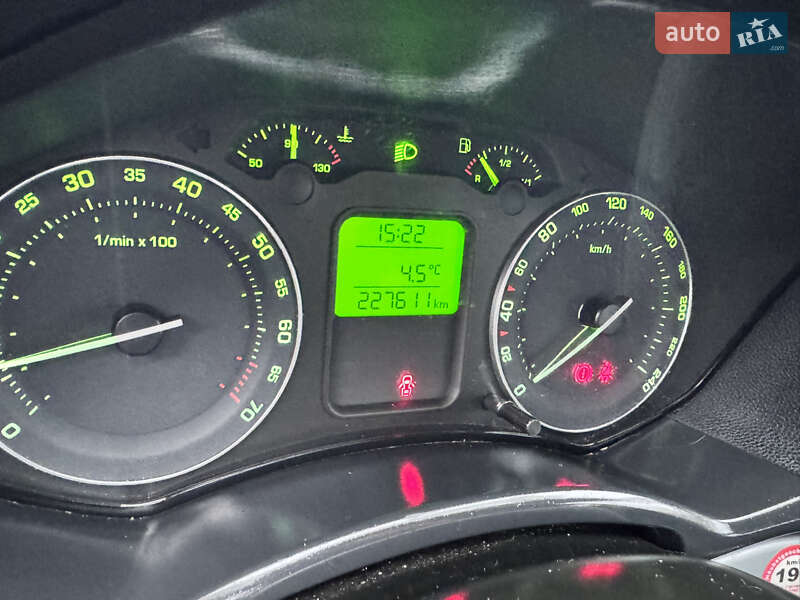 Універсал Skoda Octavia 2008 в Старокостянтинові