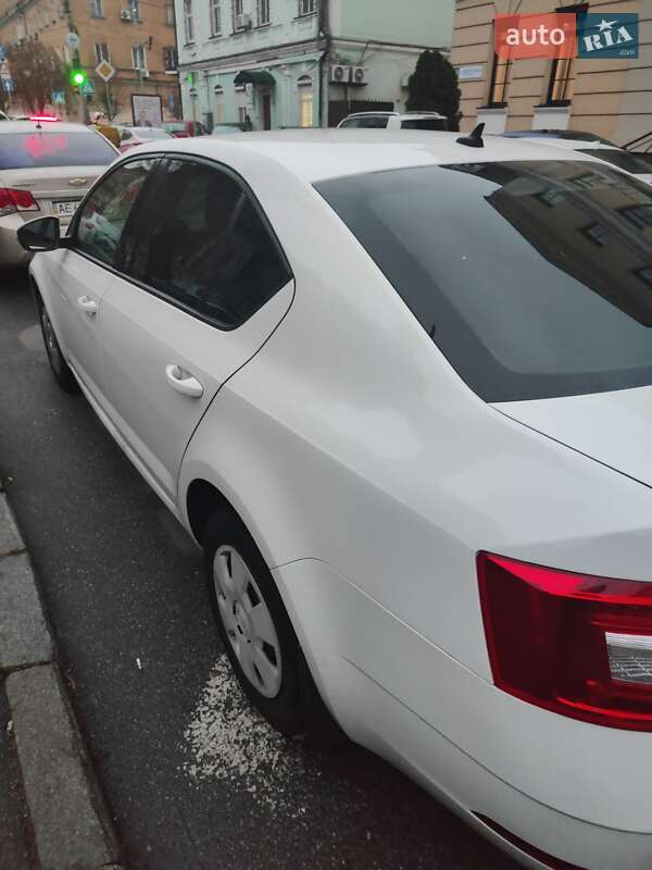 Лифтбек Skoda Octavia 2019 в Киеве