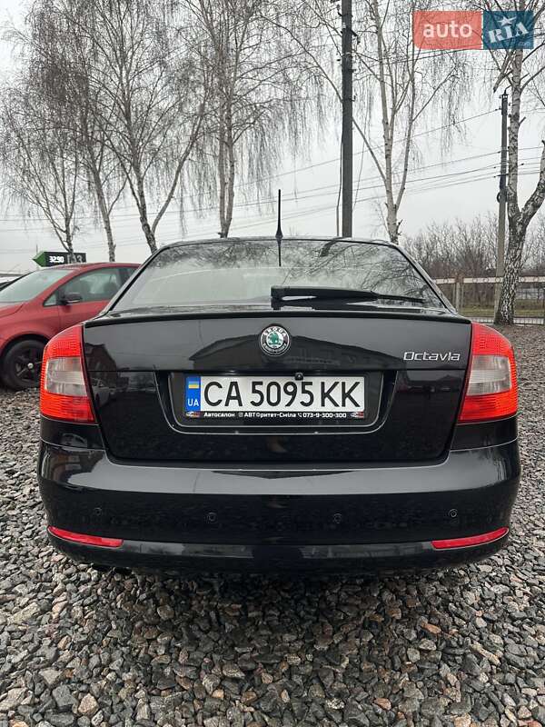 Лифтбек Skoda Octavia 2011 в Смеле