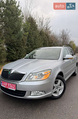 Универсал Skoda Octavia 2013 в Ровно