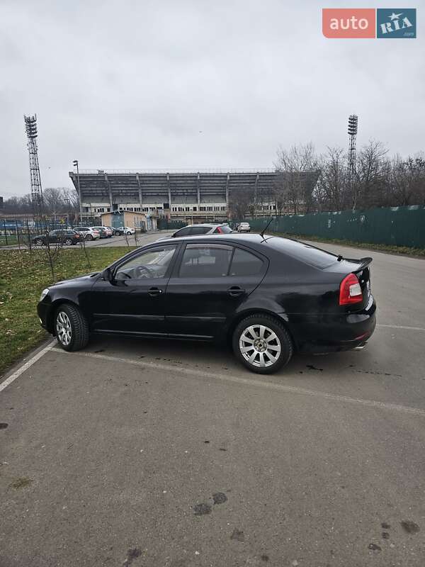 Лифтбек Skoda Octavia 2011 в Ивано-Франковске фото 4 Лифтбек Skoda Octavia 2011 в Ивано-Франковске