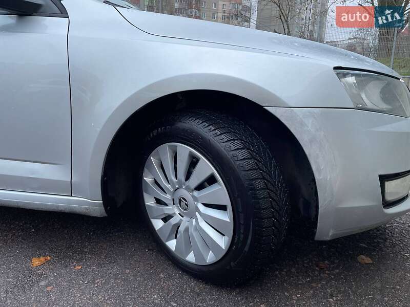 Універсал Skoda Octavia 2016 в Рівному