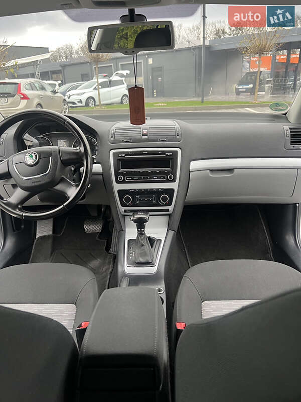 Универсал Skoda Octavia 2010 в Луцке