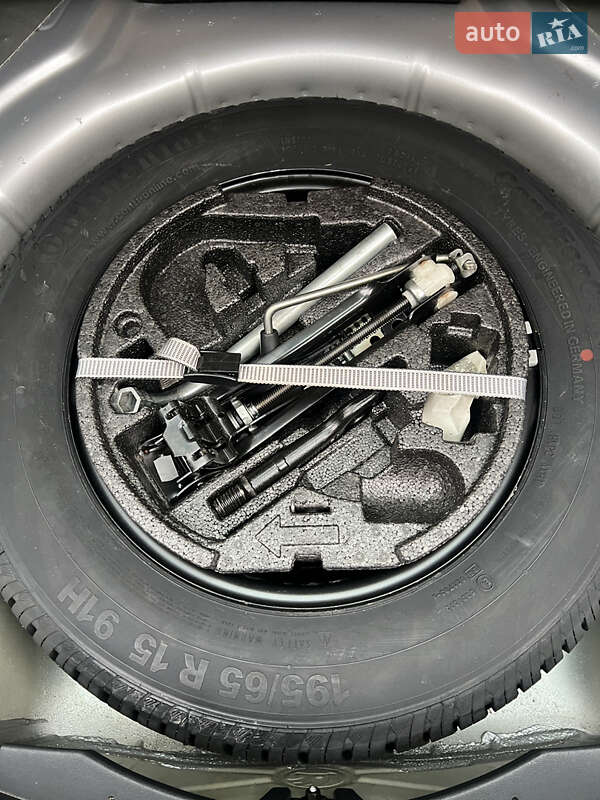 Универсал Skoda Octavia 2010 в Луцке