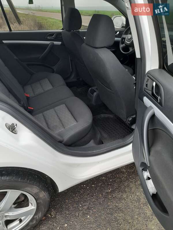 Лифтбек Skoda Octavia 2011 в Кропивницком