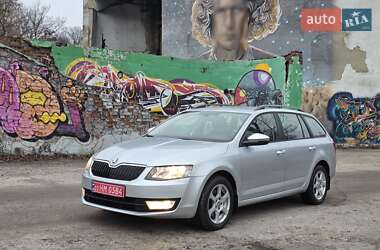 Универсал Skoda Octavia 2014 в Сумах