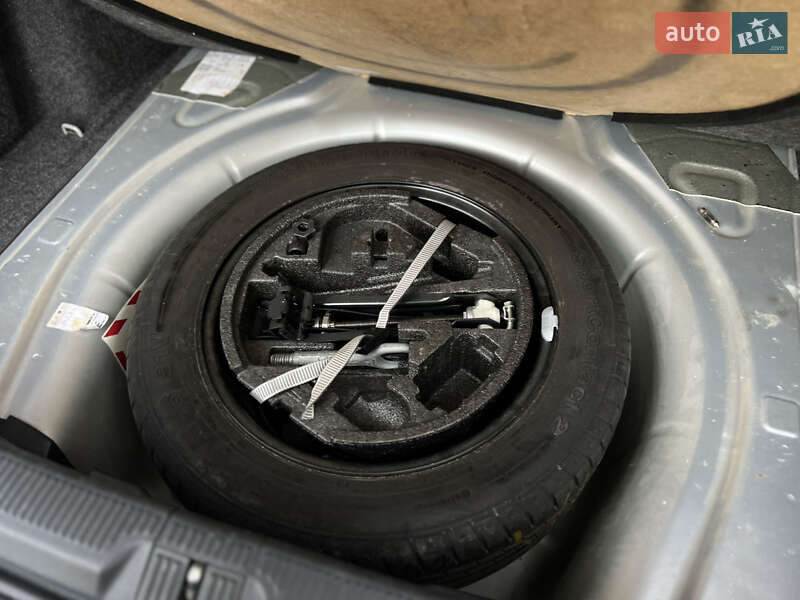 Универсал Skoda Octavia 2011 в Луцке