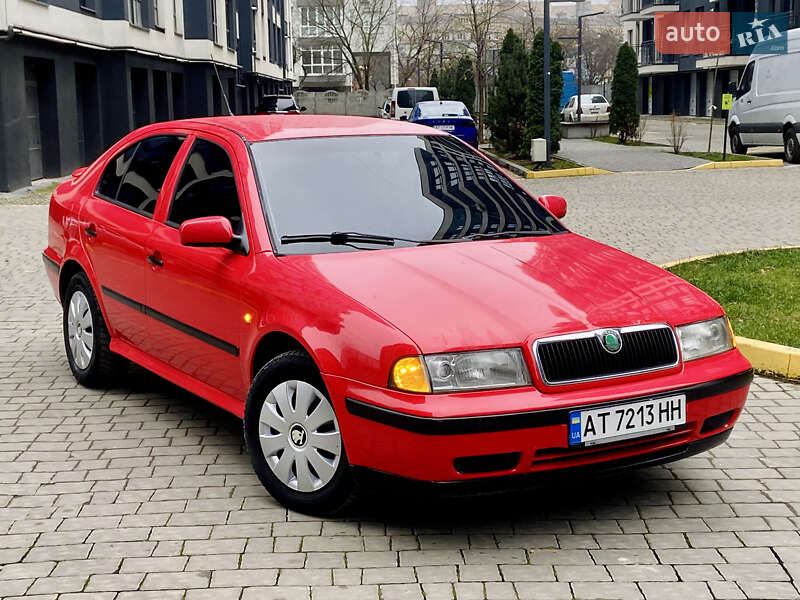 Лифтбек Skoda Octavia 2000 в Ивано-Франковске