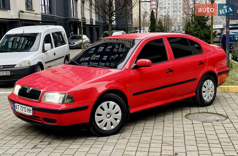 Лифтбек Skoda Octavia 2000 в Ивано-Франковске