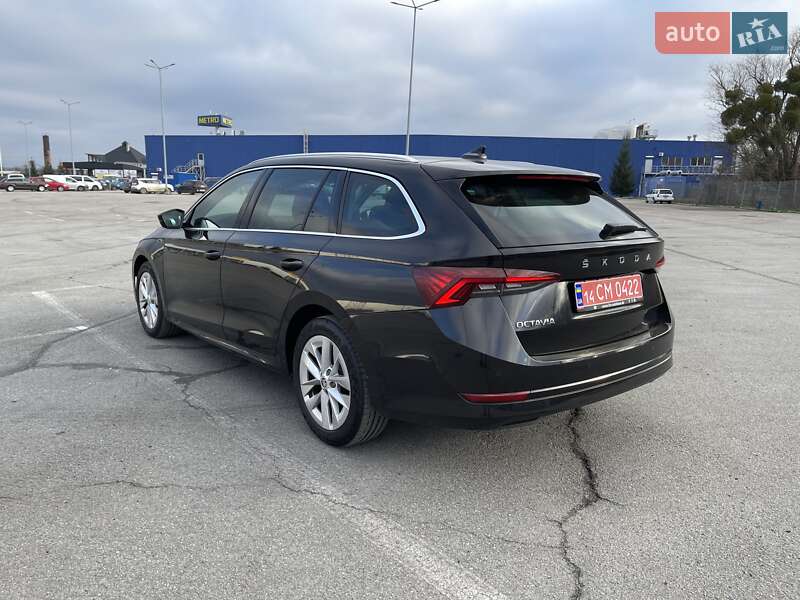 Универсал Skoda Octavia 2021 в Черновцах