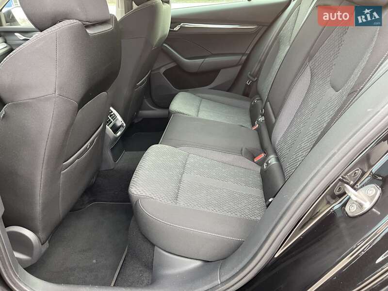 Универсал Skoda Octavia 2021 в Черновцах