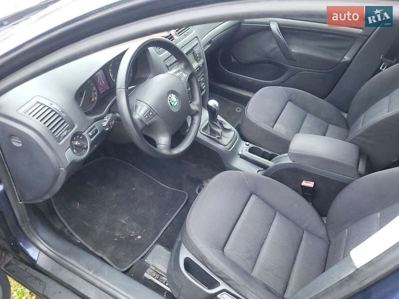 Універсал Skoda Octavia 2005 в Сумах