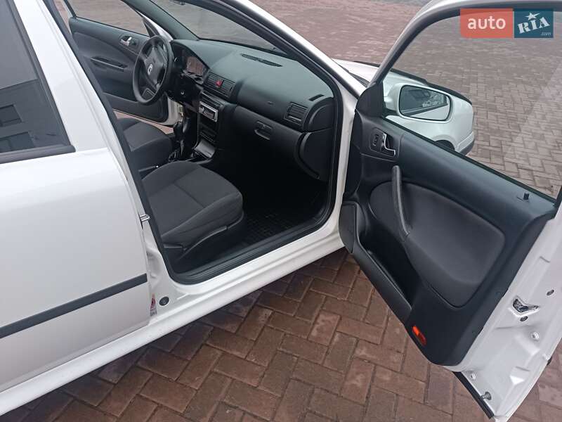 Универсал Skoda Octavia 2009 в Ровно фото 9 Универсал Skoda Octavia 2009 в Ровно