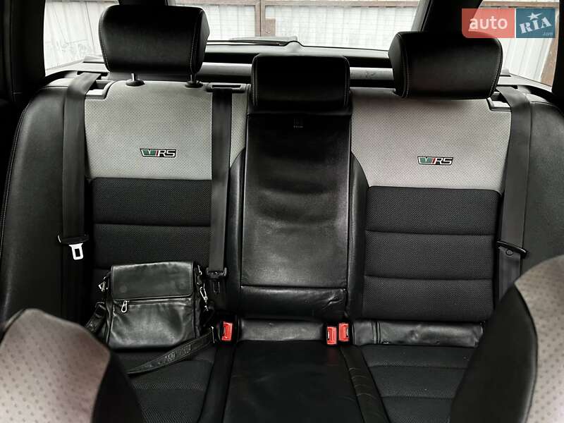 Универсал Skoda Octavia 2010 в Сарнах