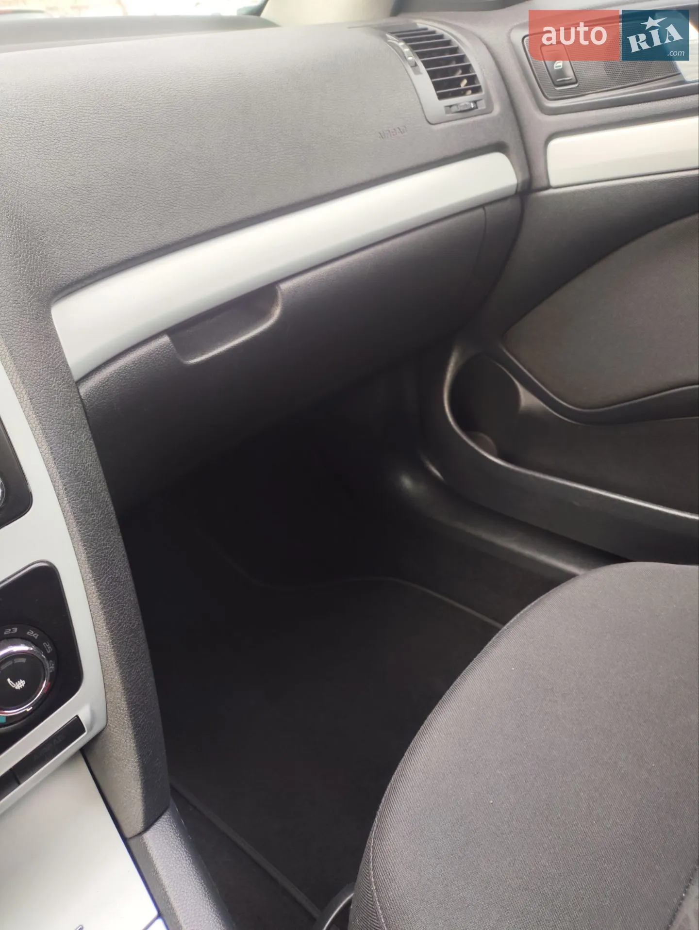 2011 Skoda Octavia - мініатюра 49