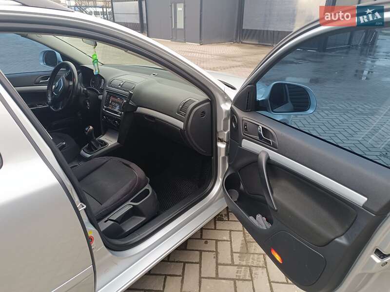 Універсал Skoda Octavia 2011 в Івано-Франківську