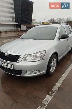 Універсал Skoda Octavia 2009 в Житомирі