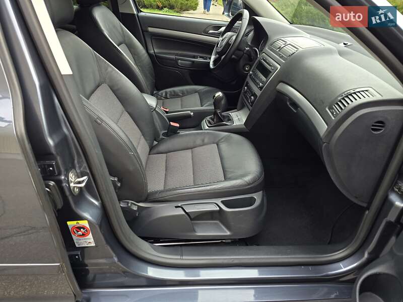 Универсал Skoda Octavia 2011 в Полтаве