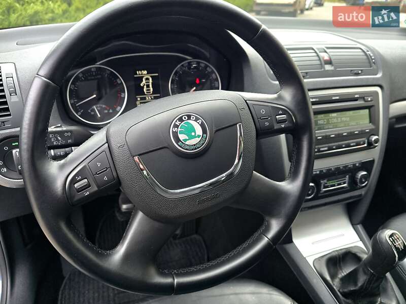 Универсал Skoda Octavia 2011 в Полтаве