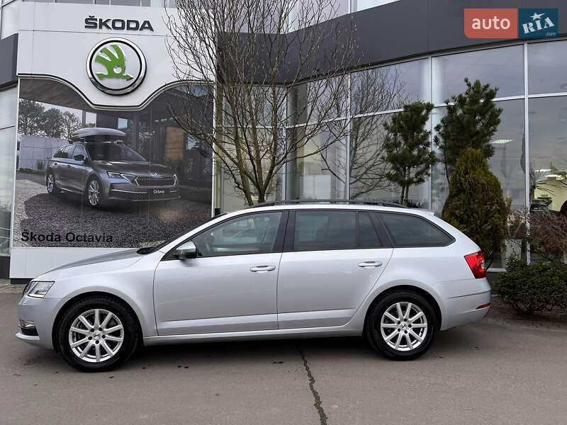 Универсал Skoda Octavia 2017 в Ровно